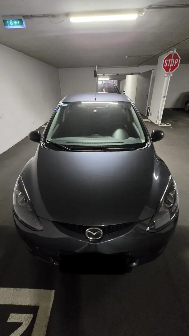 Mazda 2 Mazda 2 1,3i CE Plus CE Plus Grau - 2