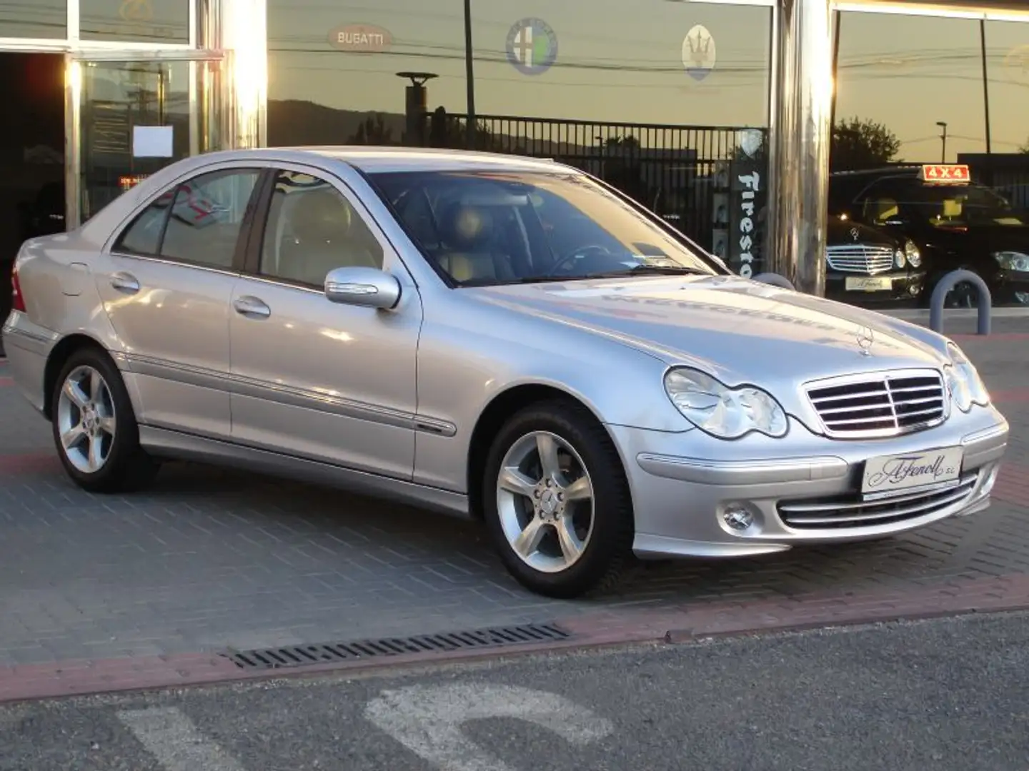 Mercedes-Benz C 220 CDI Avantgarde Aut. Grau - 1