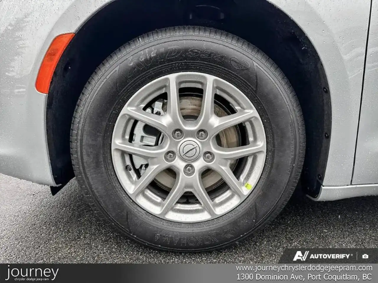 Chrysler Grand Caravan снимка Chrysler Grand Caravan