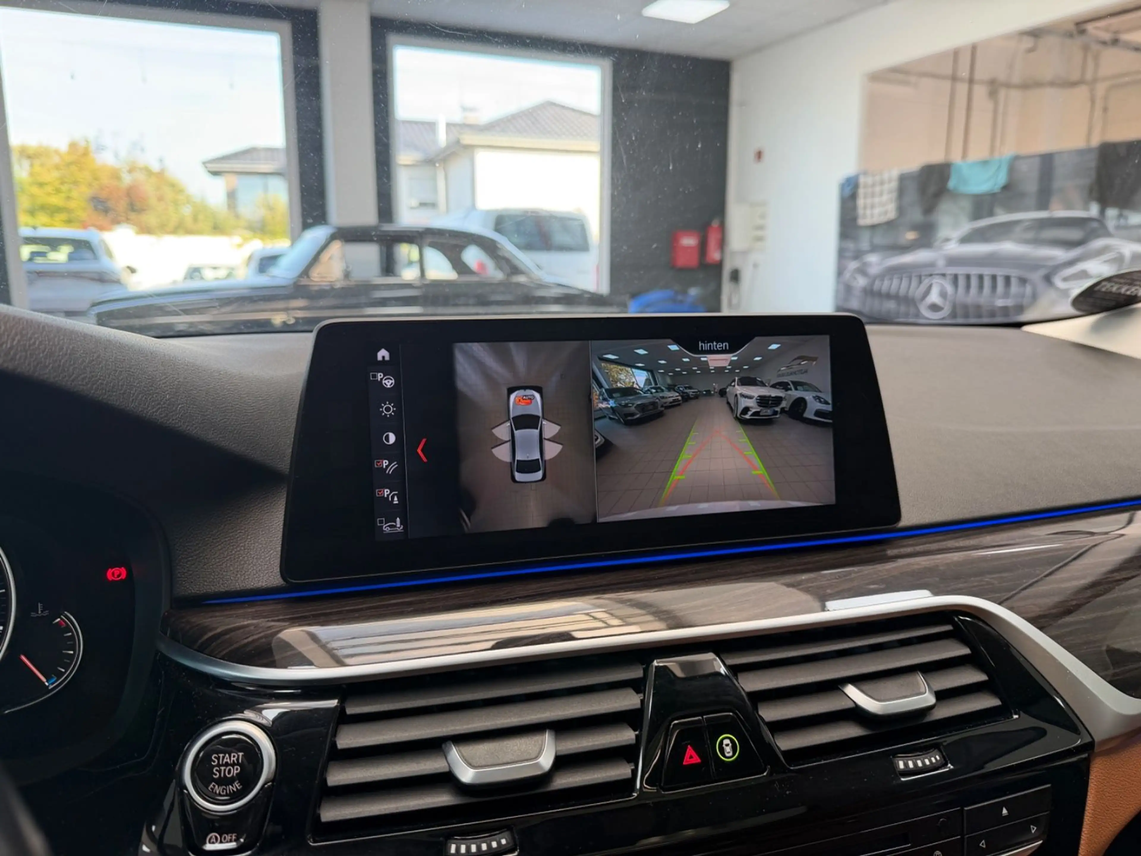 BMW 530 d /SPORT-LINE/HUD/HK/360°-KAM./SUNROOF/ — photo 13
