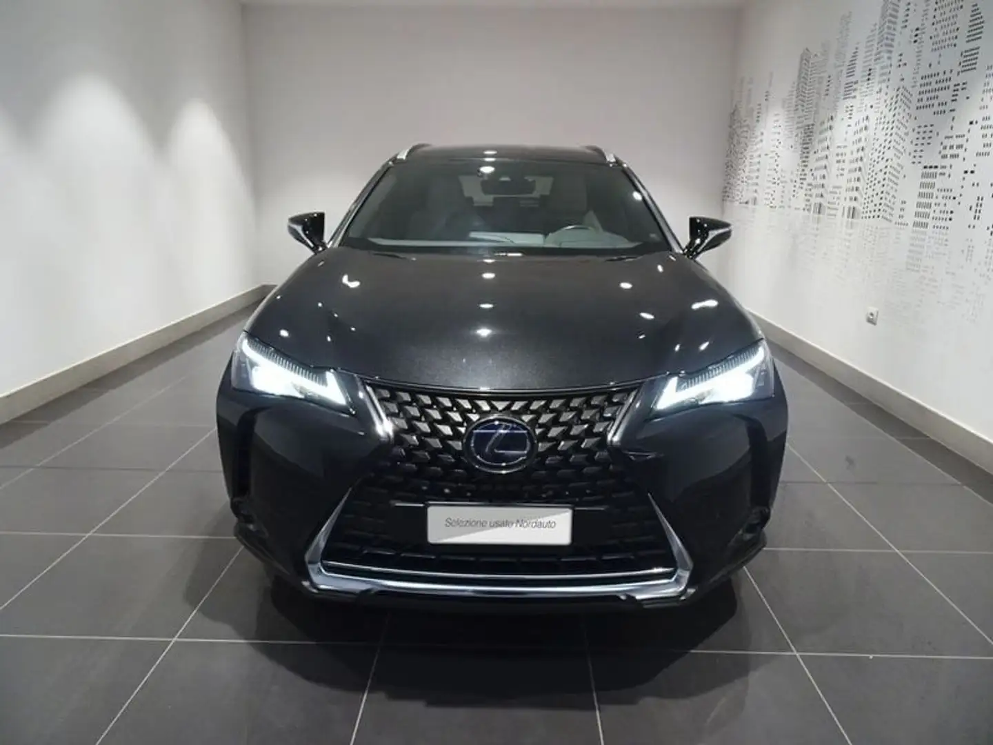 Lexus UX 250h Hybrid Premium Noir - 2