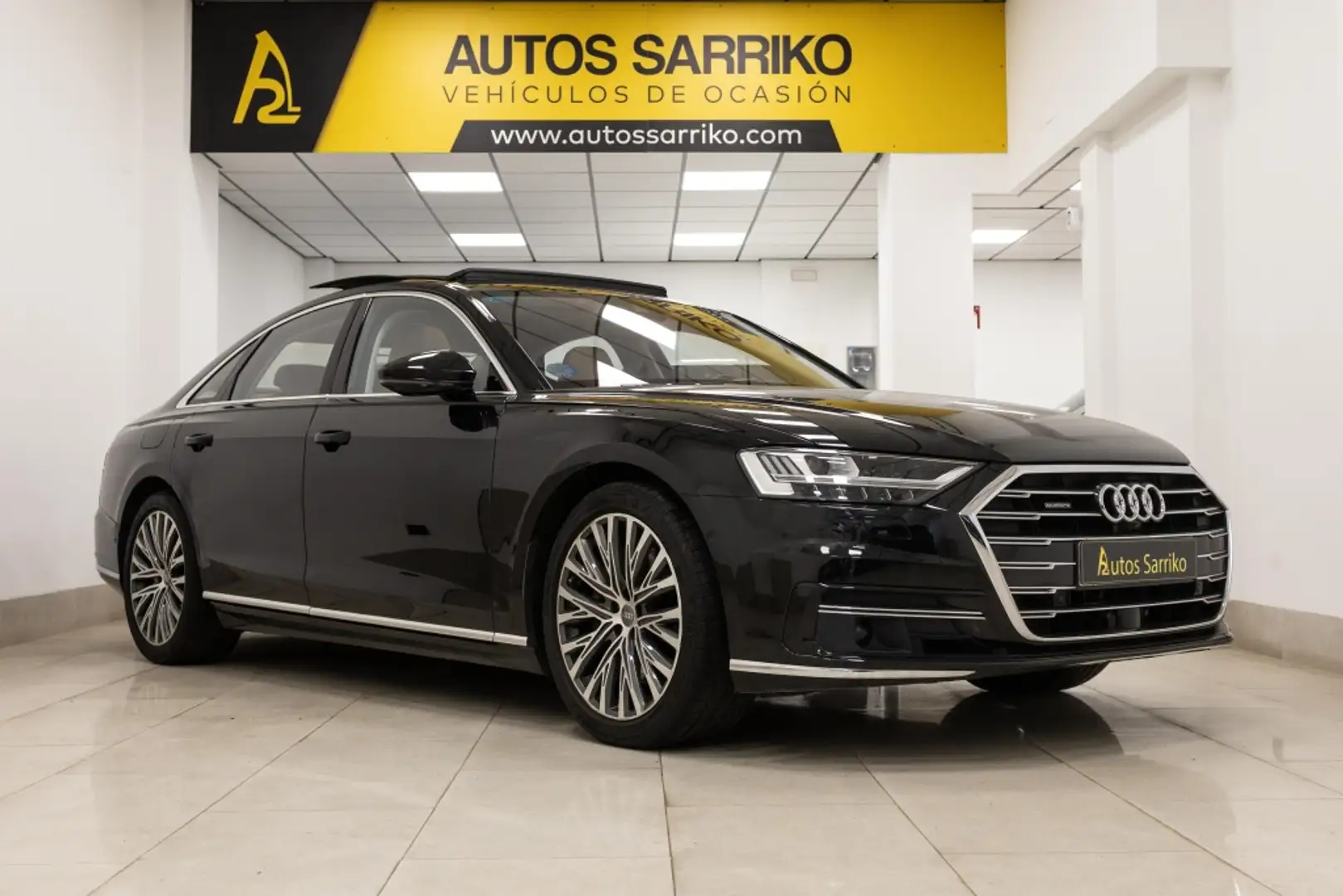 Audi A8 55 TFSI quattro tiptronic Noir - 1