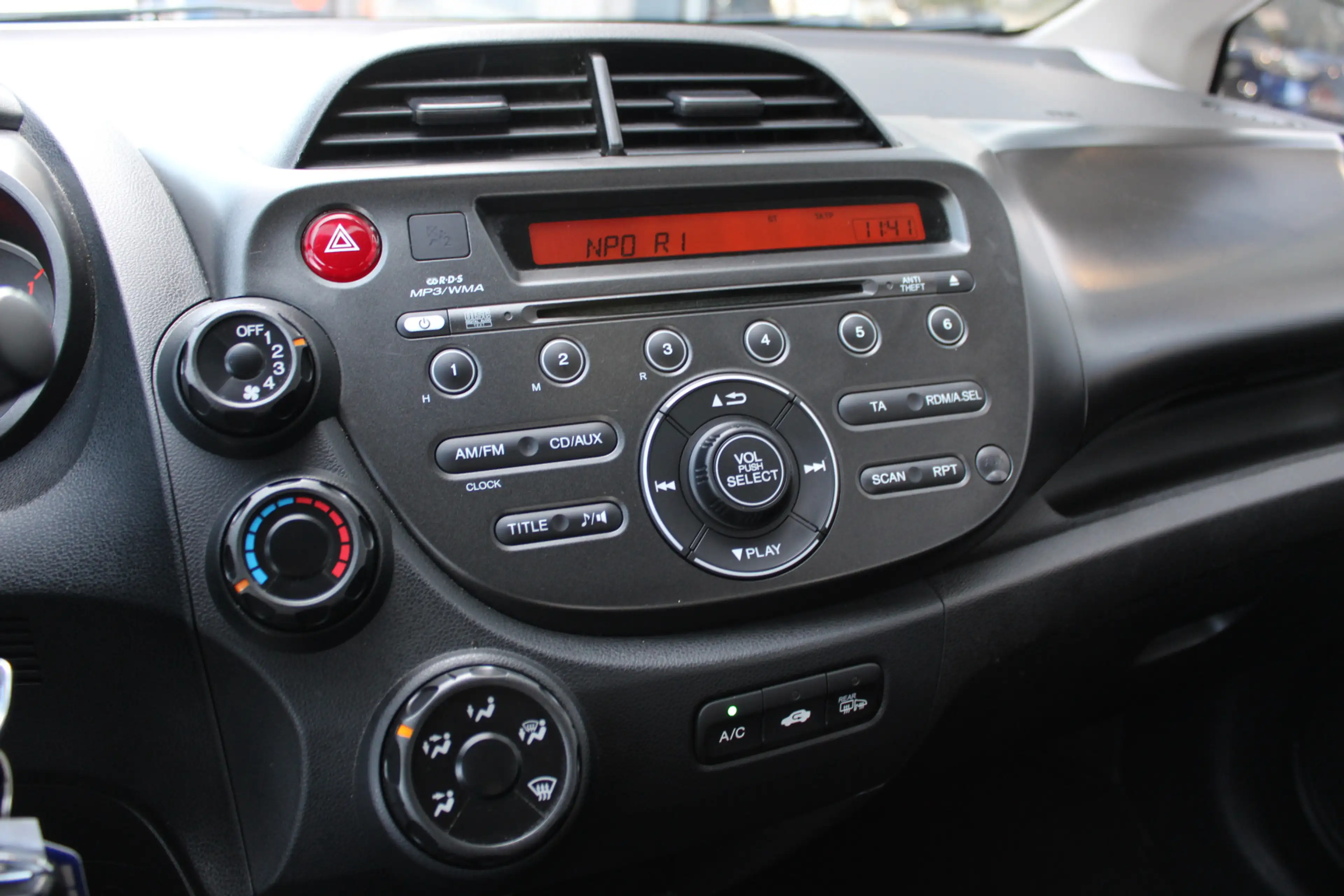 Honda Jazz 1.4 i -VTEC 100PK Trend Trekhaak Dealer Onderhoude — photo 7