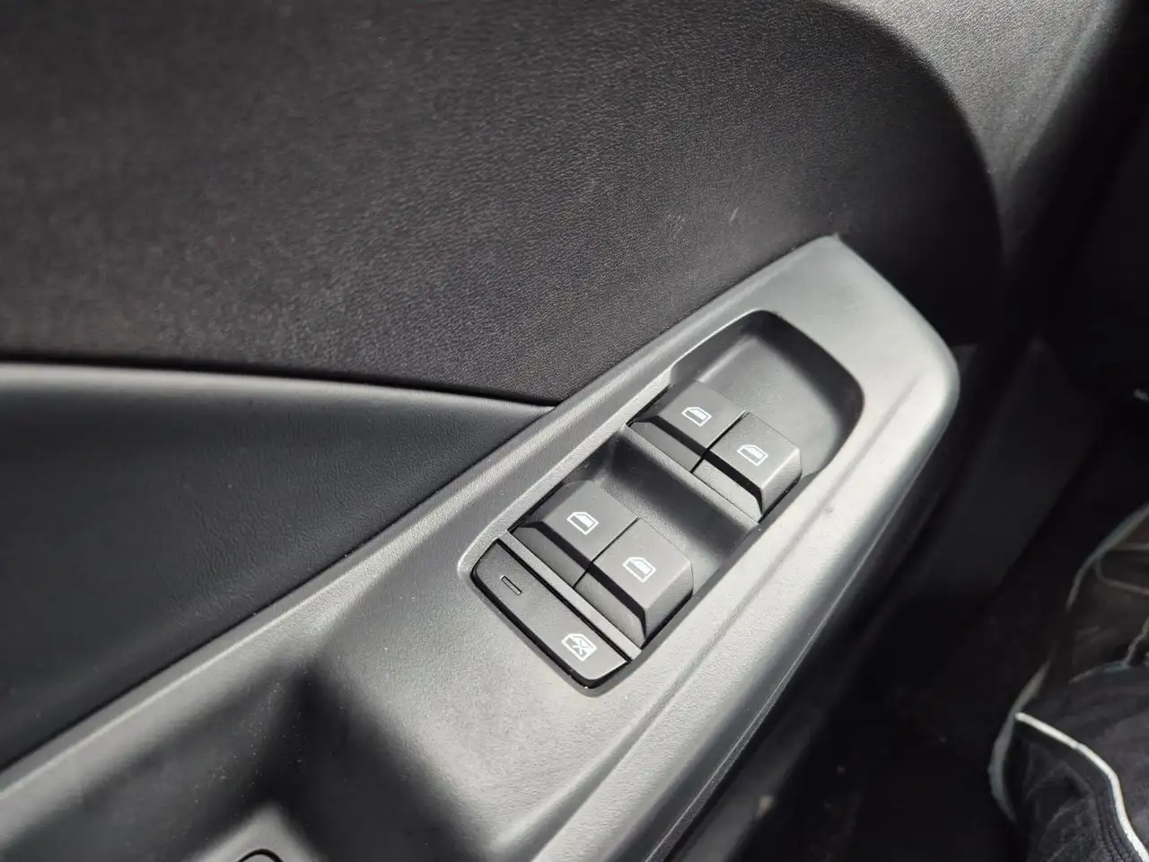 MG MG3 Comfort 1.5 116PS Rückf./Kamera/PDC 13