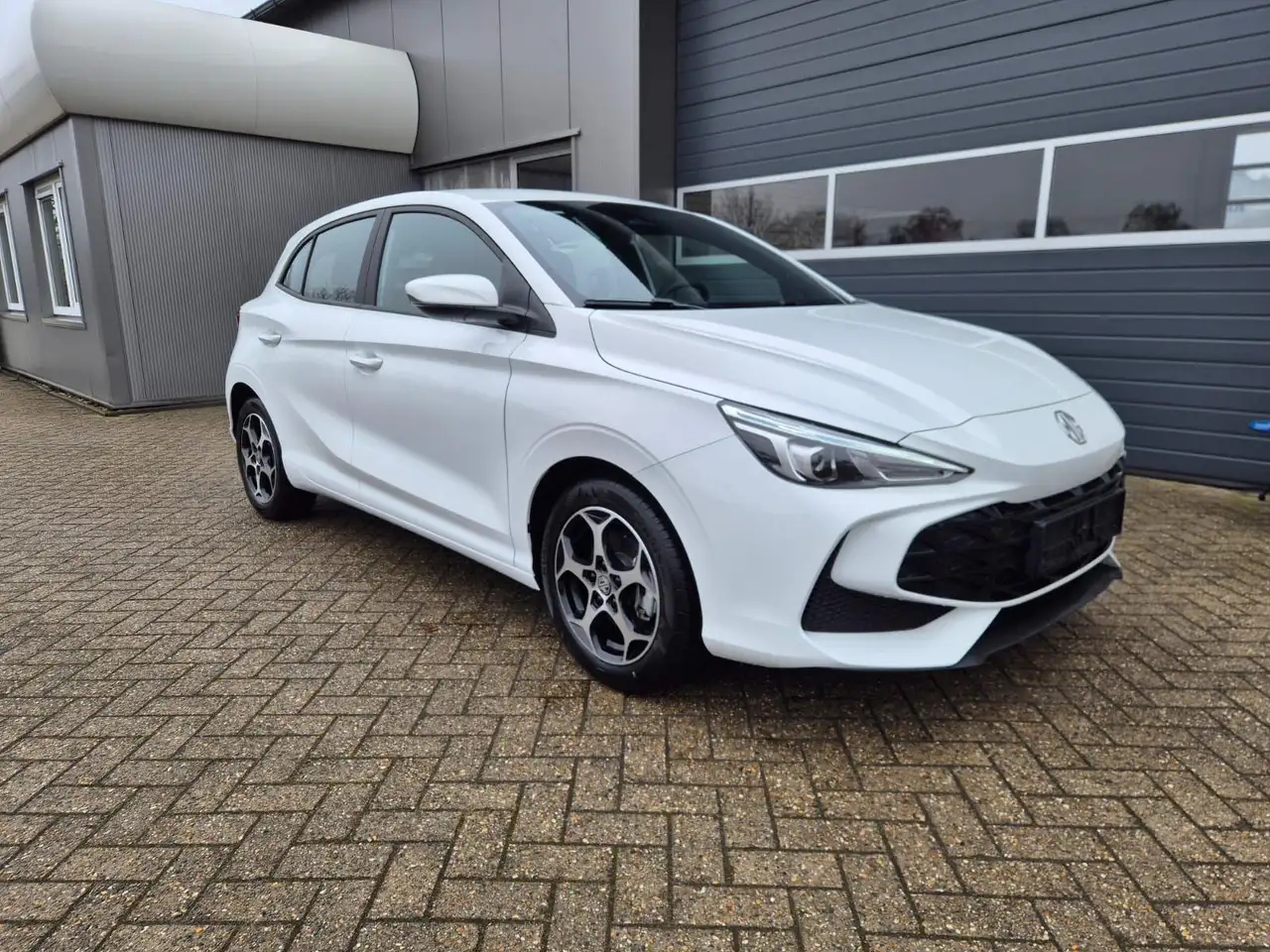 MG MG3 Comfort 1.5 116PS Rückf./Kamera/PDC 7
