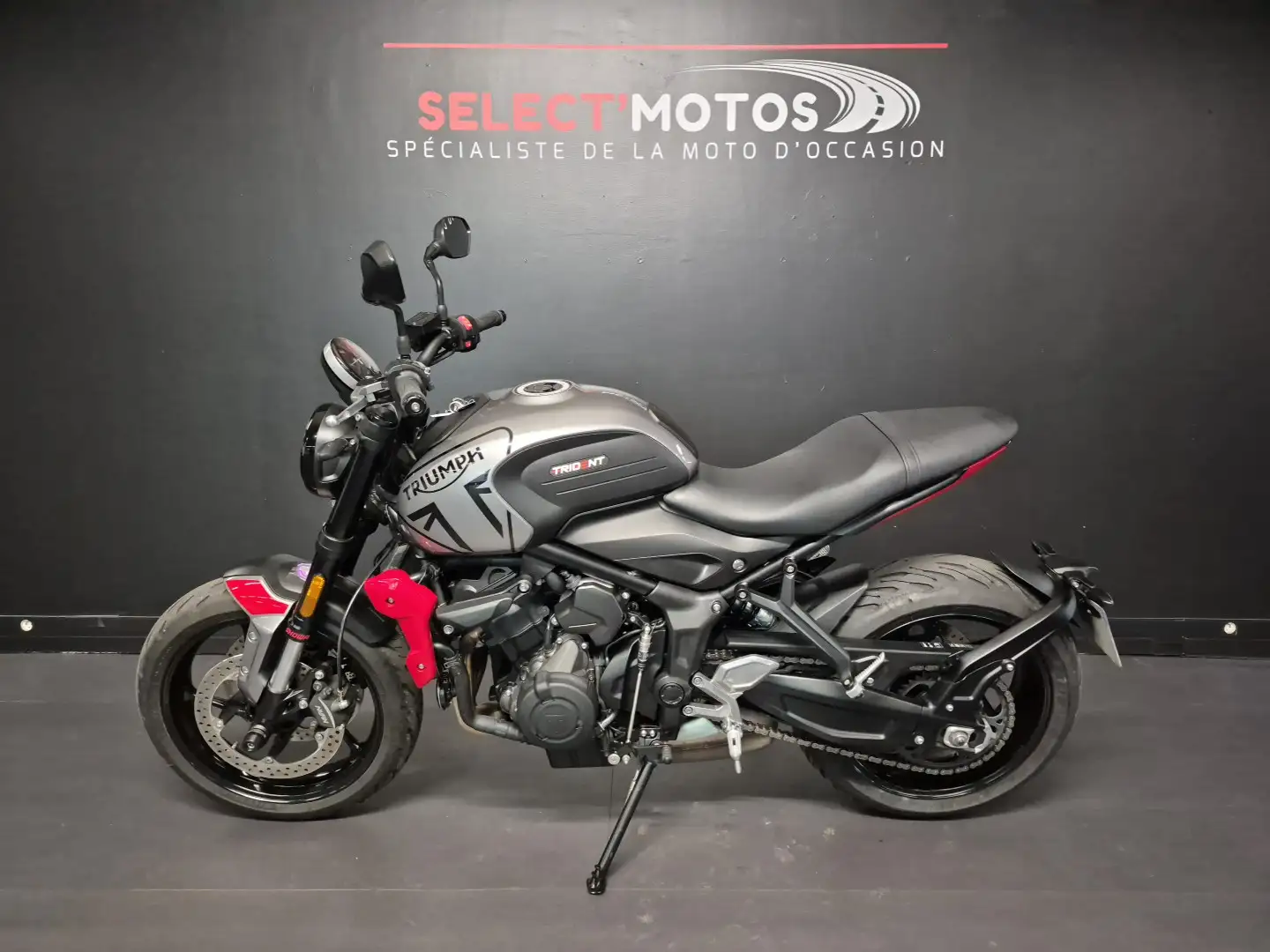 Triumph Trident 660 Gris - 2