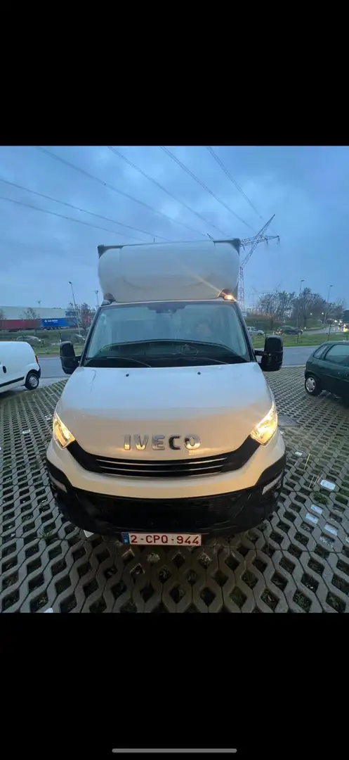 Iveco Daily 35C18 3.0 Turbo VGT Hi-Matic Weiß - 1