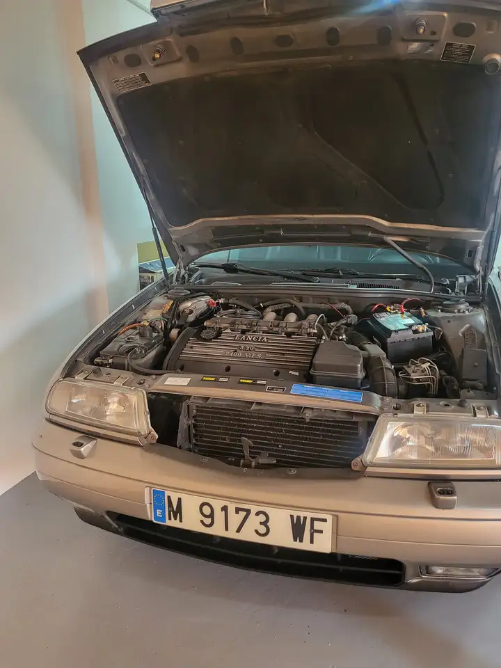 Lancia Kappa Coupé 2.4, foto 6
