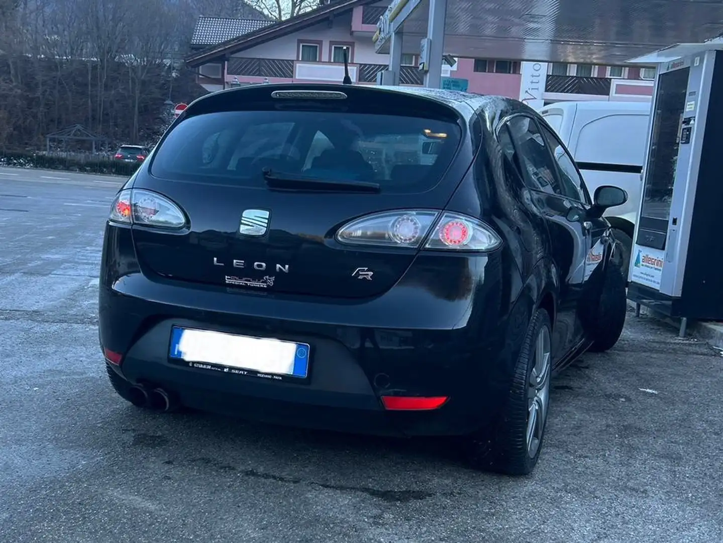 SEAT Leon 2.0 tdi FR c/esp dpf - 2