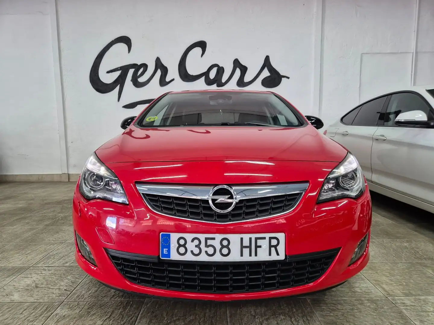 Opel Astra 1.7CDTI Sport Rojo - 1