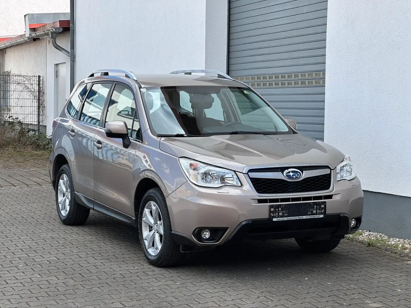 Subaru Forester 2.0D Comfort AWD*TÜV neu*1.Hand Kahverengi - 1