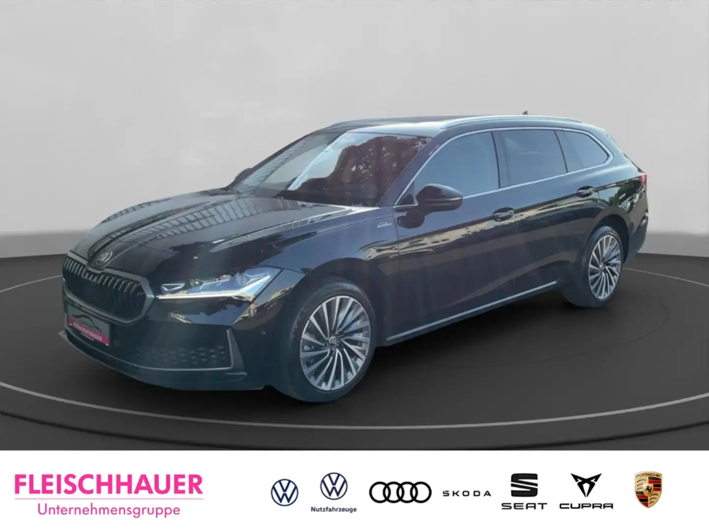 Skoda Superb Combi 1.5 TSI DSG L&K HUD AD AHK-klappbar El. Pano Schwarz - 1