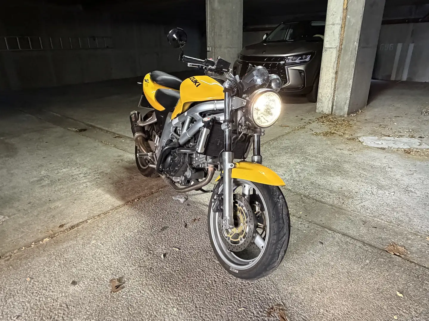 Suzuki SV 650 S mit A2 Gasdrossel, MIVV Auspuff usw. - 2