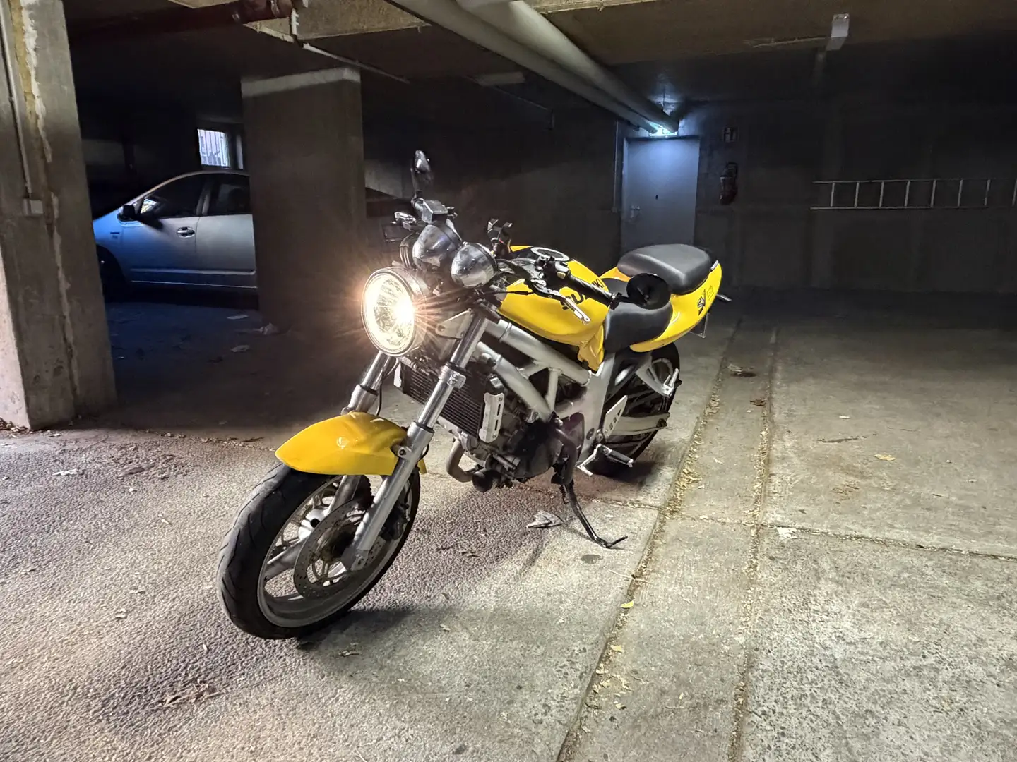 Suzuki SV 650 S mit A2 Gasdrossel, MIVV Auspuff usw. - 1