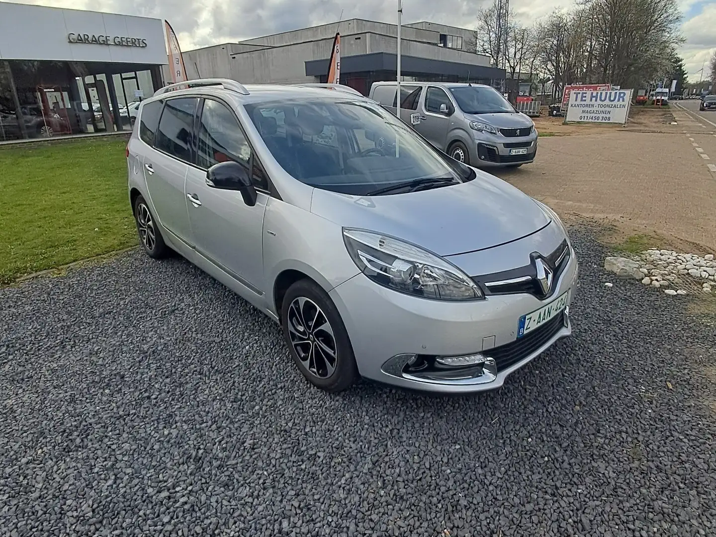 Renault Scenic Energy TCe 130 S&S Bose Edition Grijs - 2