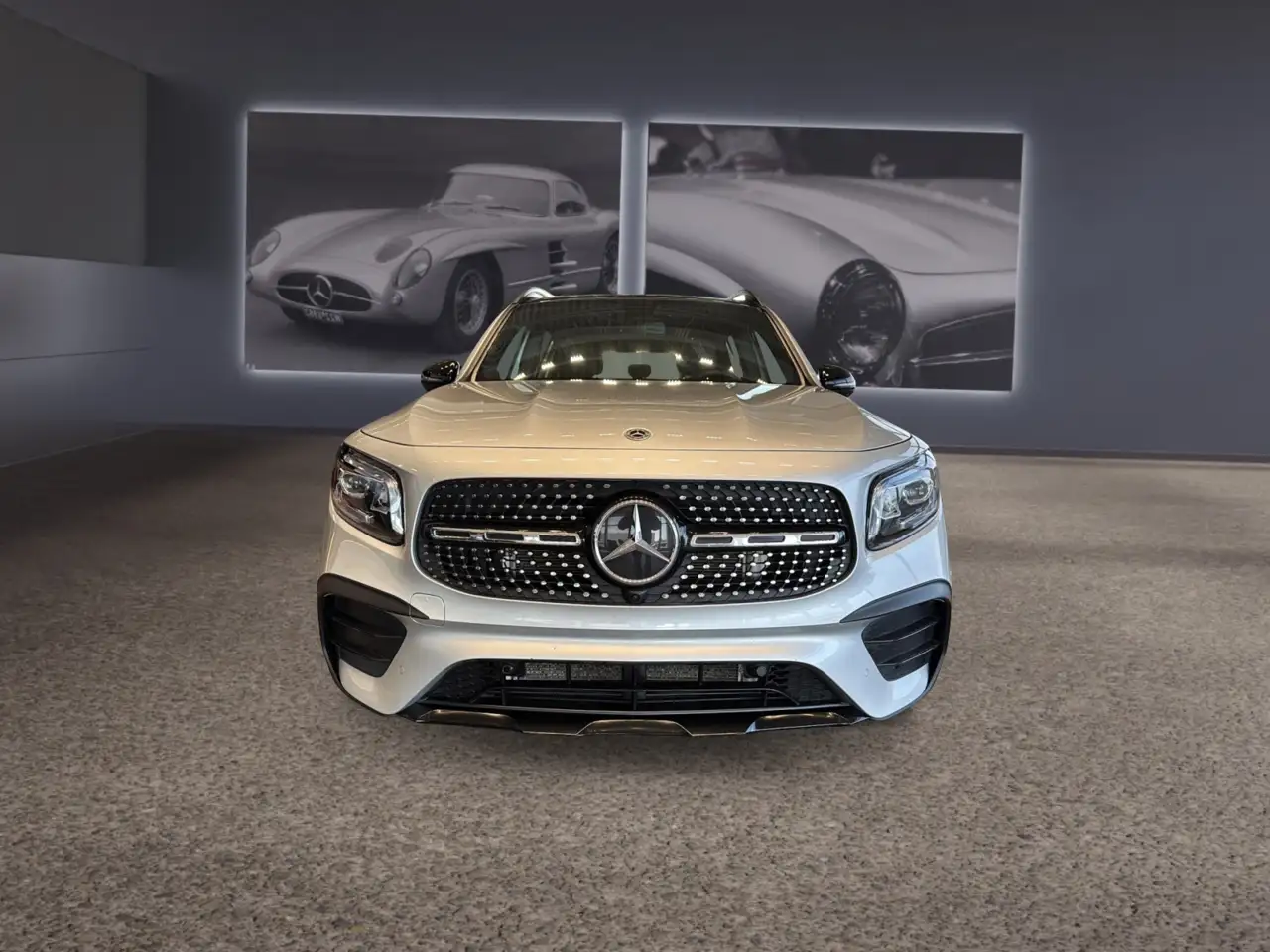 Mercedes-Benz GLB снимка Mercedes-Benz GLB