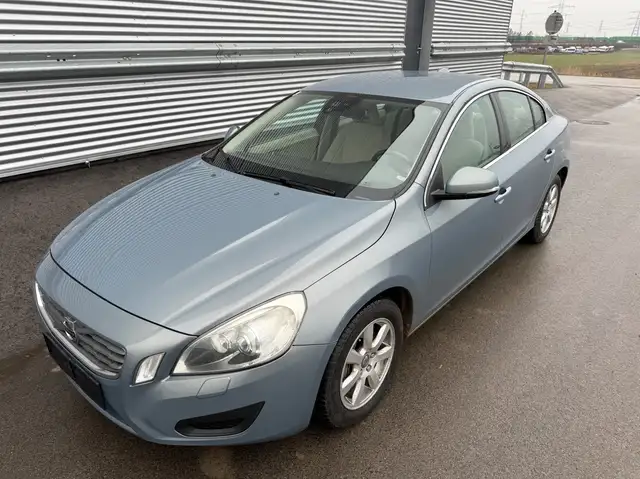 Volvo S60 2,0T Momentum Aut. ID:85