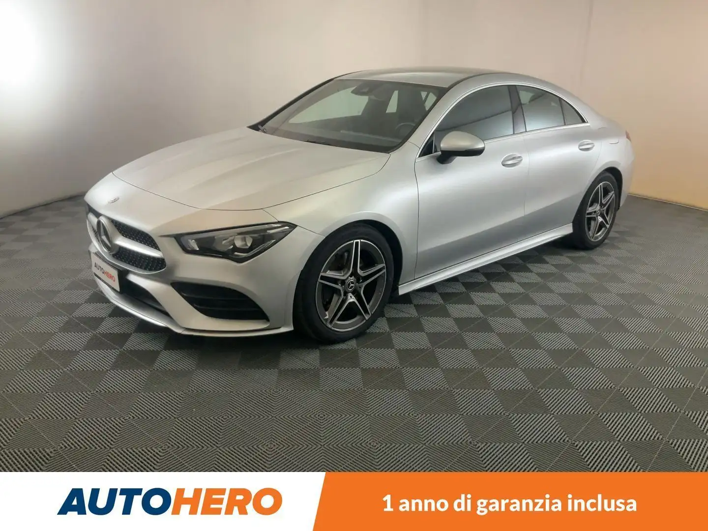 Mercedes-Benz CLA 200 CLA 200 d Premium Automatic Argent - 1