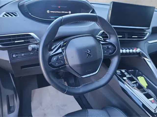 Peugeot 3008 view 10