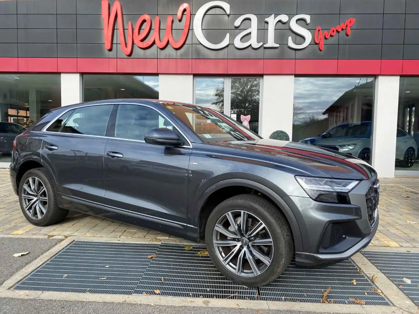 Audi Q8 50 TDI 286 CV quattro tiptronic S LINE Grigio - 1