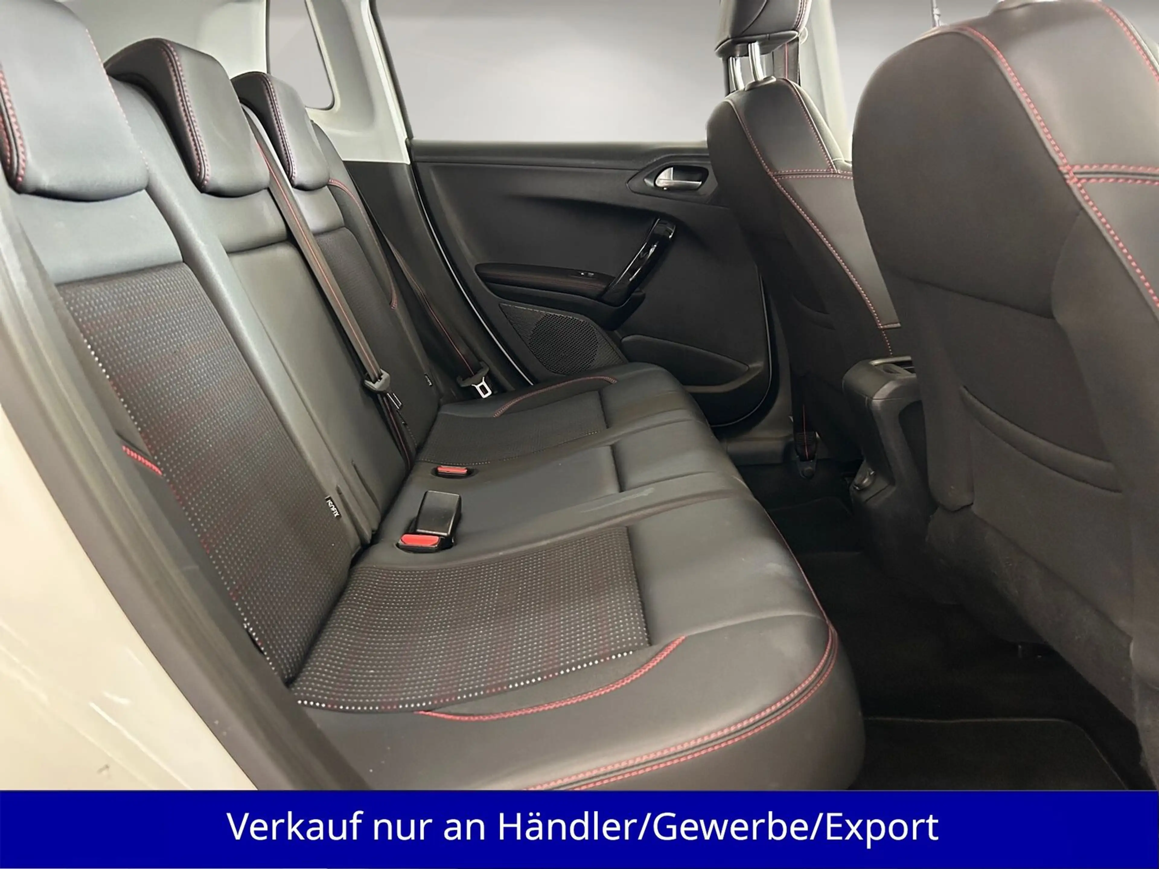 Peugeot 2008 1.2 GT-Line AAC Navi T-Leder SHZ PDC AHK — photo 12