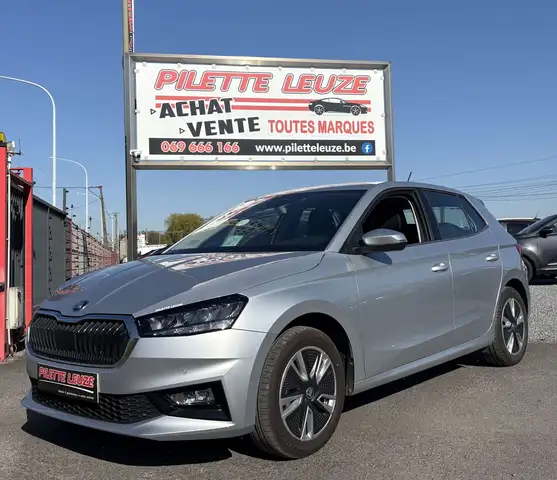 Skoda Fabia MEUF!!/ 13 000KM!!!!!/PARFAITE/EURO6D/TRES RECENTE/OPTION+++