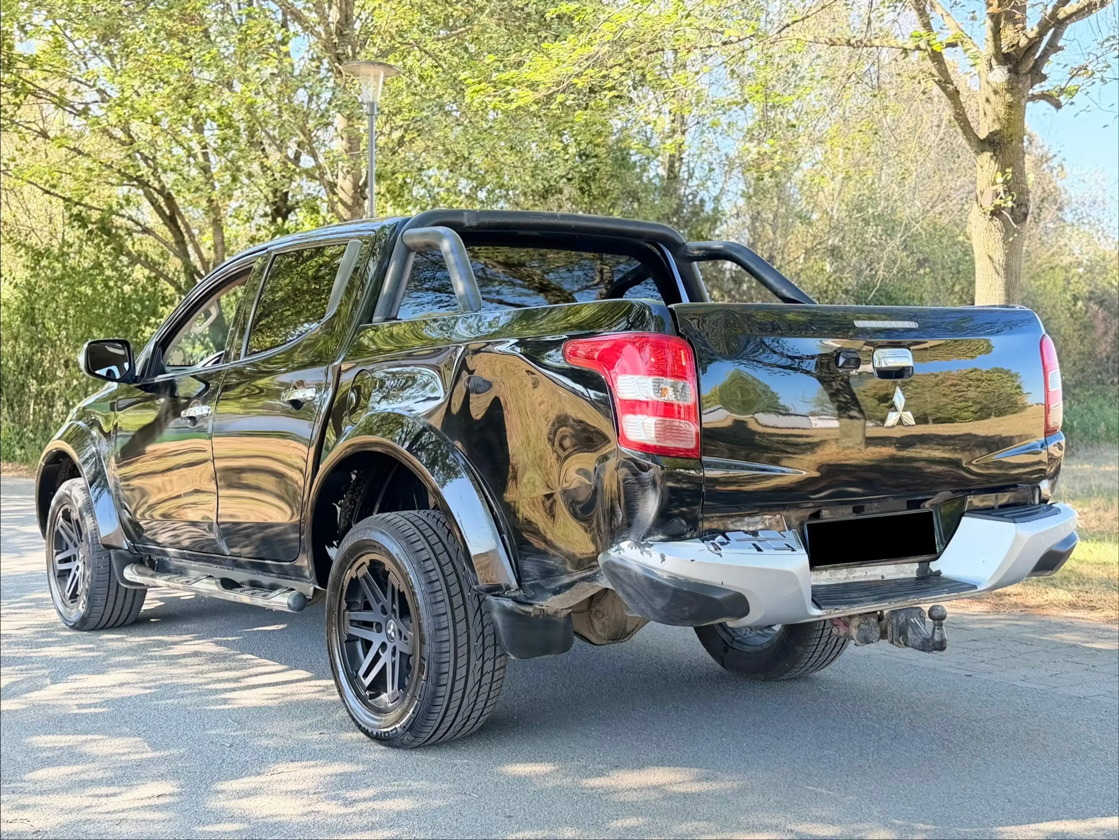 Mitsubishi L200 Top Doppelkabine 4WD*Automatik*Leder*Navi*Xenon — photo 7