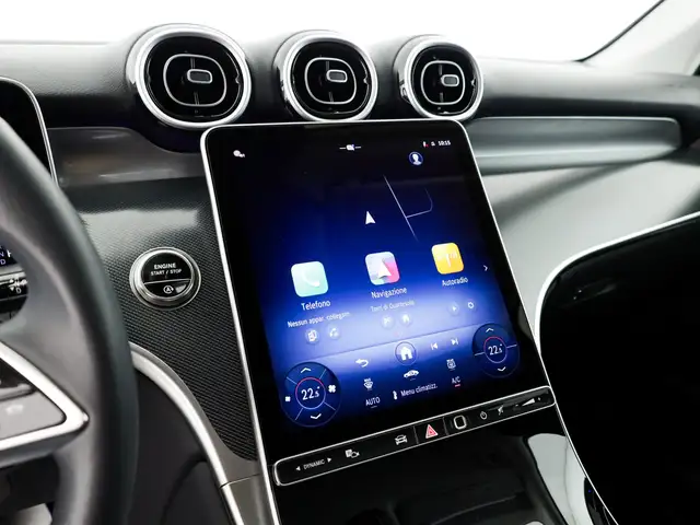 Mercedes-Benz GLC view 13