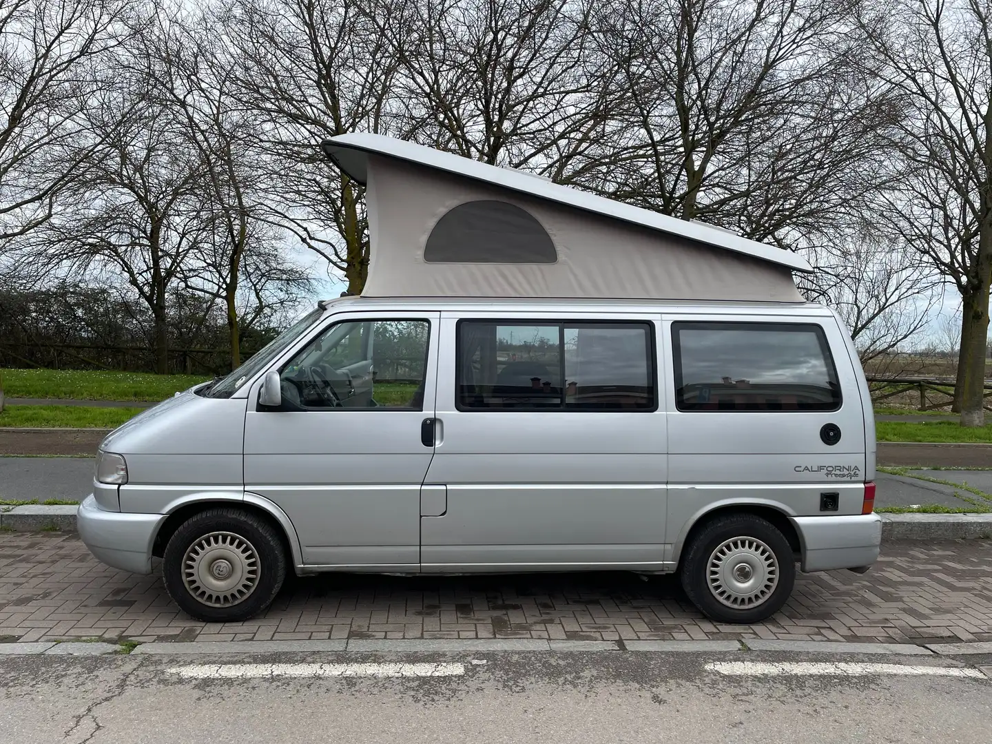 Volkswagen T4 California Freestyle allestito Westfalia Argintiu - 1