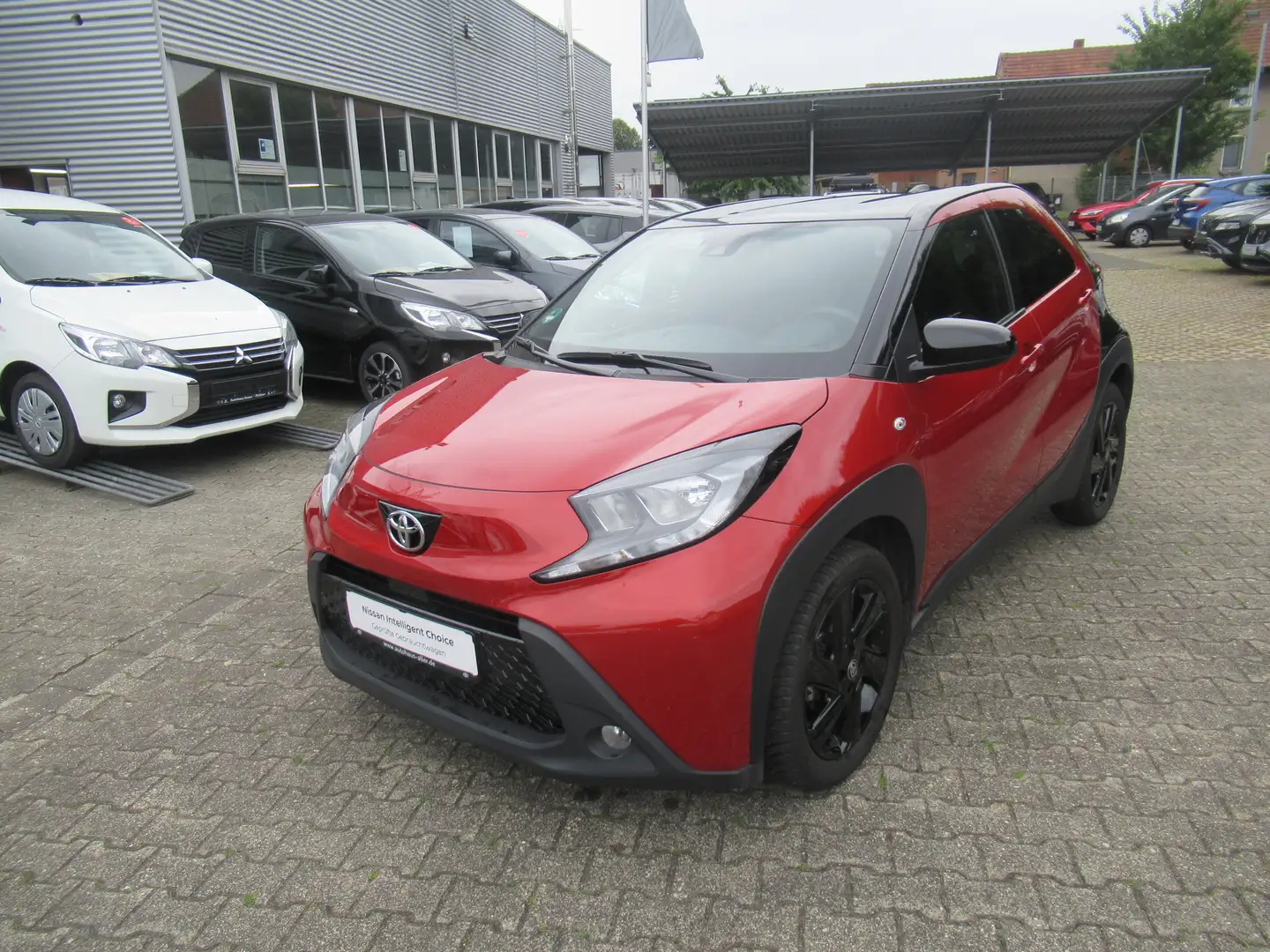 Toyota Aygo X Pulse SHZ ALU 2farbig Rot - 1