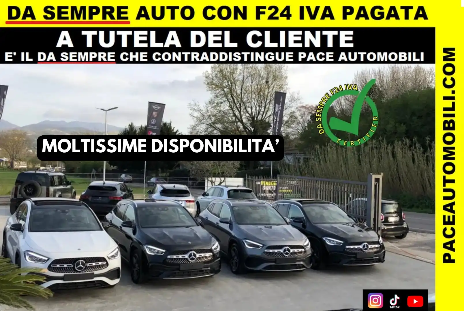 Mercedes-Benz GLA 200 AMG PREMIUM TETTO PANORAMA MBUX LED 19" PDC ACC Bianco - 1