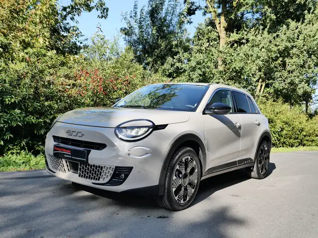 Fiat 600 La Prima Hybrid 110PK Belgisch voertuig