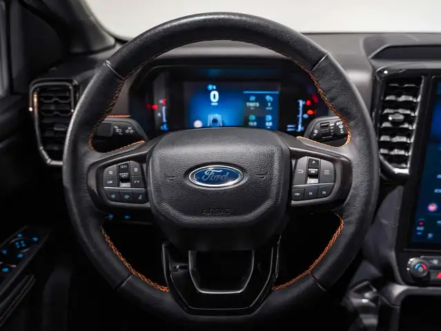 Ford Wildtrak DoKa mit Hardtop Ansicht 16