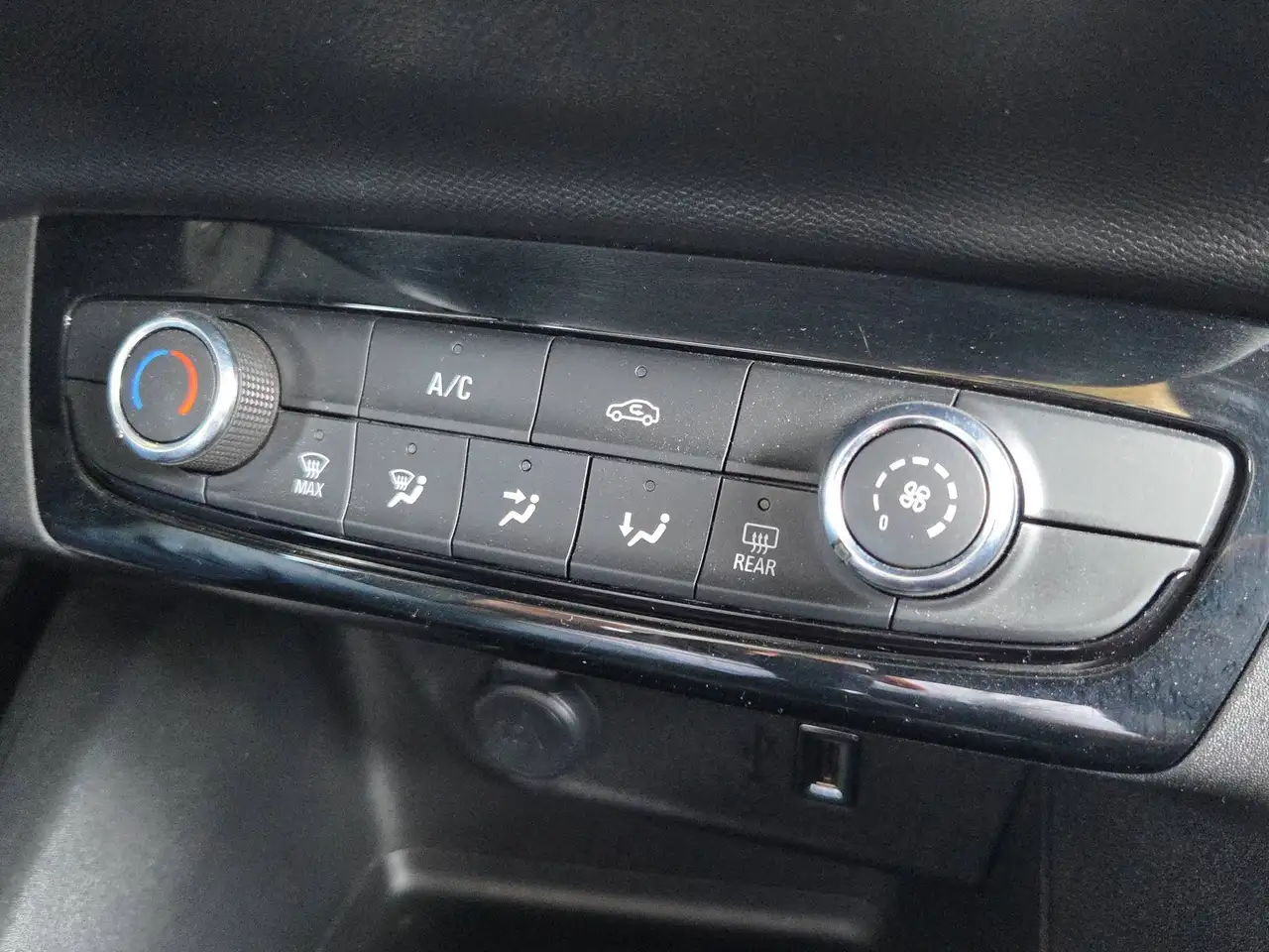 Opel Corsa 1.2 Edition OPZIONE RATE NO BANCA, миниатюра 22
