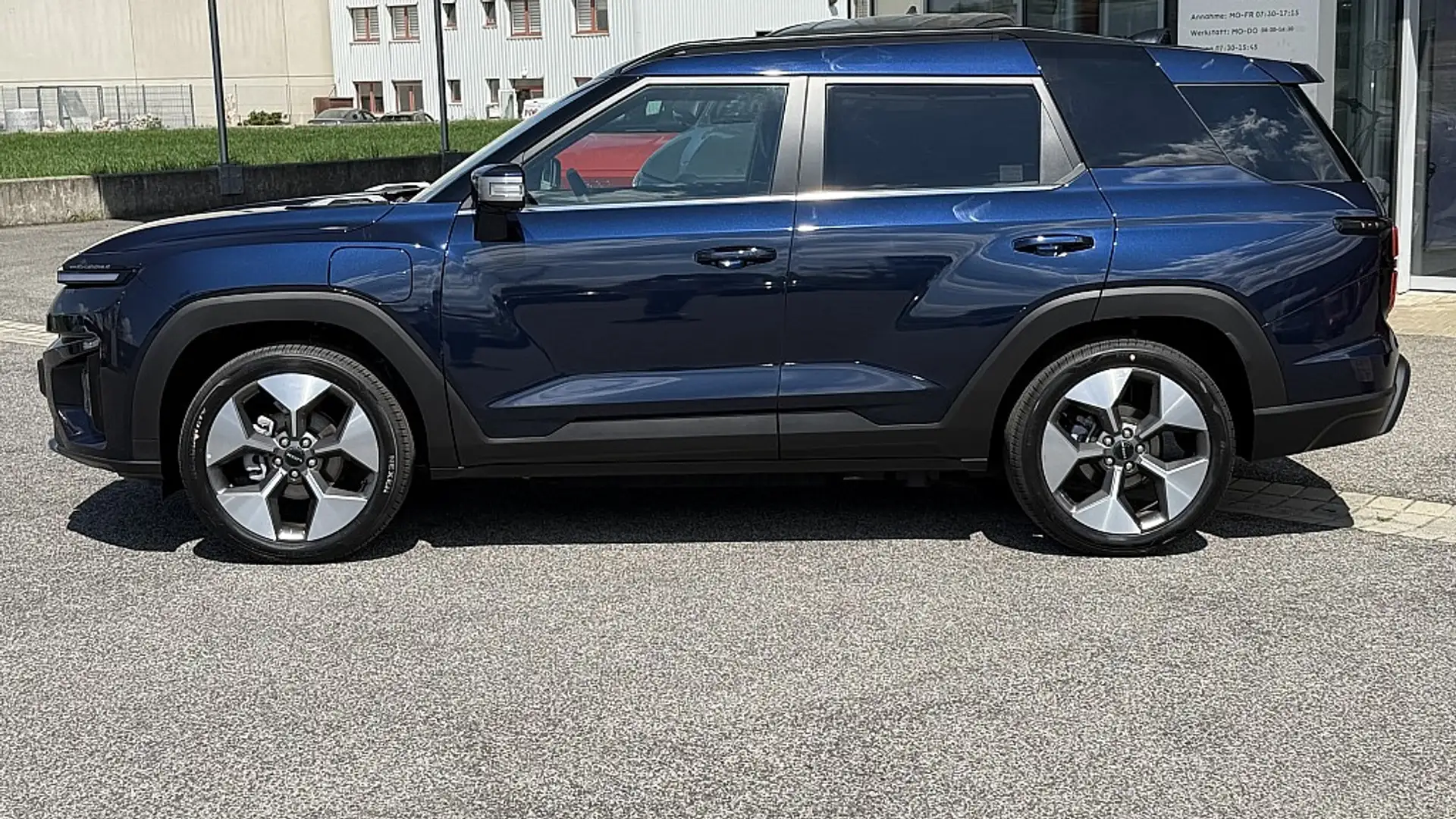 KGM Torres EVX 73,4kWh Premium Blau - 2