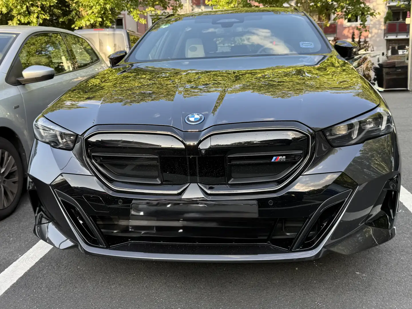 BMW i5 M60 xDrive Grau - 2