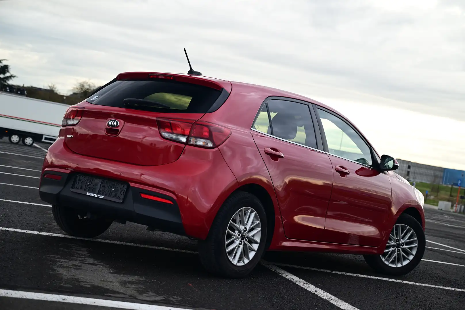 Kia Rio SIGNAL RED / LED / CRUISE / ANDROID / TOP COND Rouge - 2