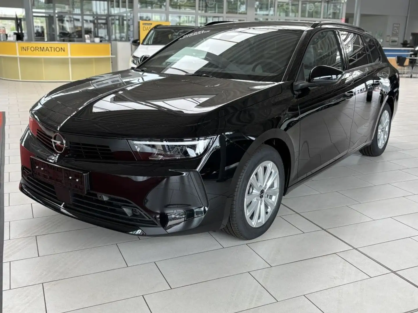 Opel Astra Sports Tourer 1.5 D Automatik Edition (L) Schwarz - 1