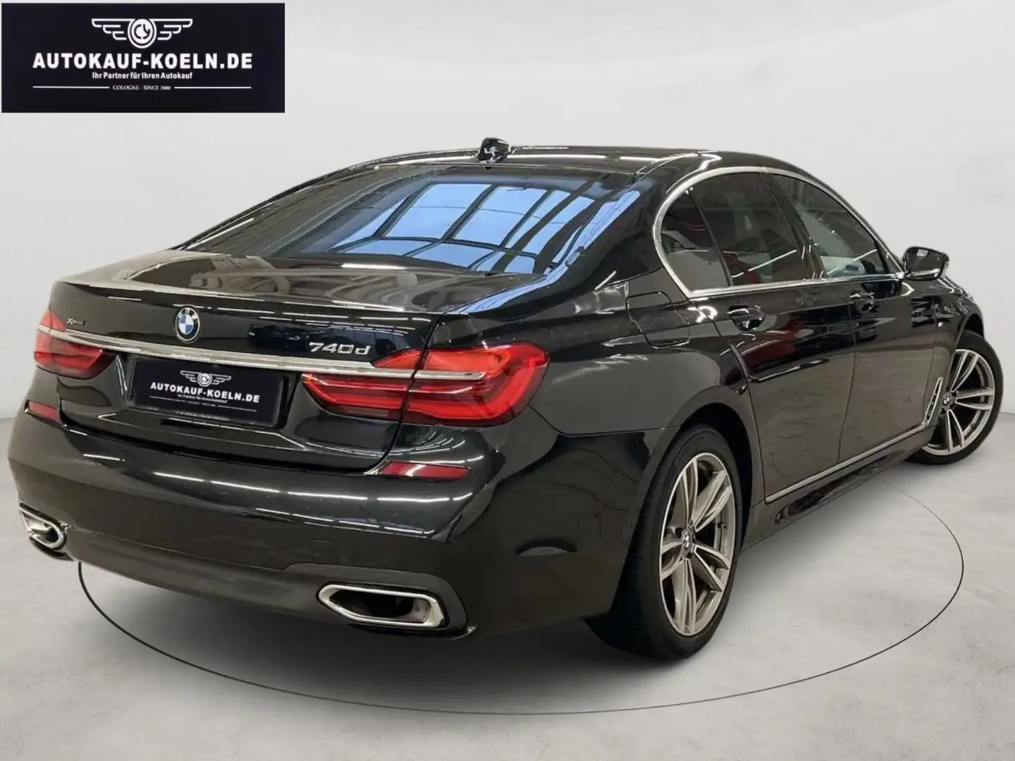 BMW 740 d xDrive Sport-Automatic "M-Sportpaket" Schwarz - 2