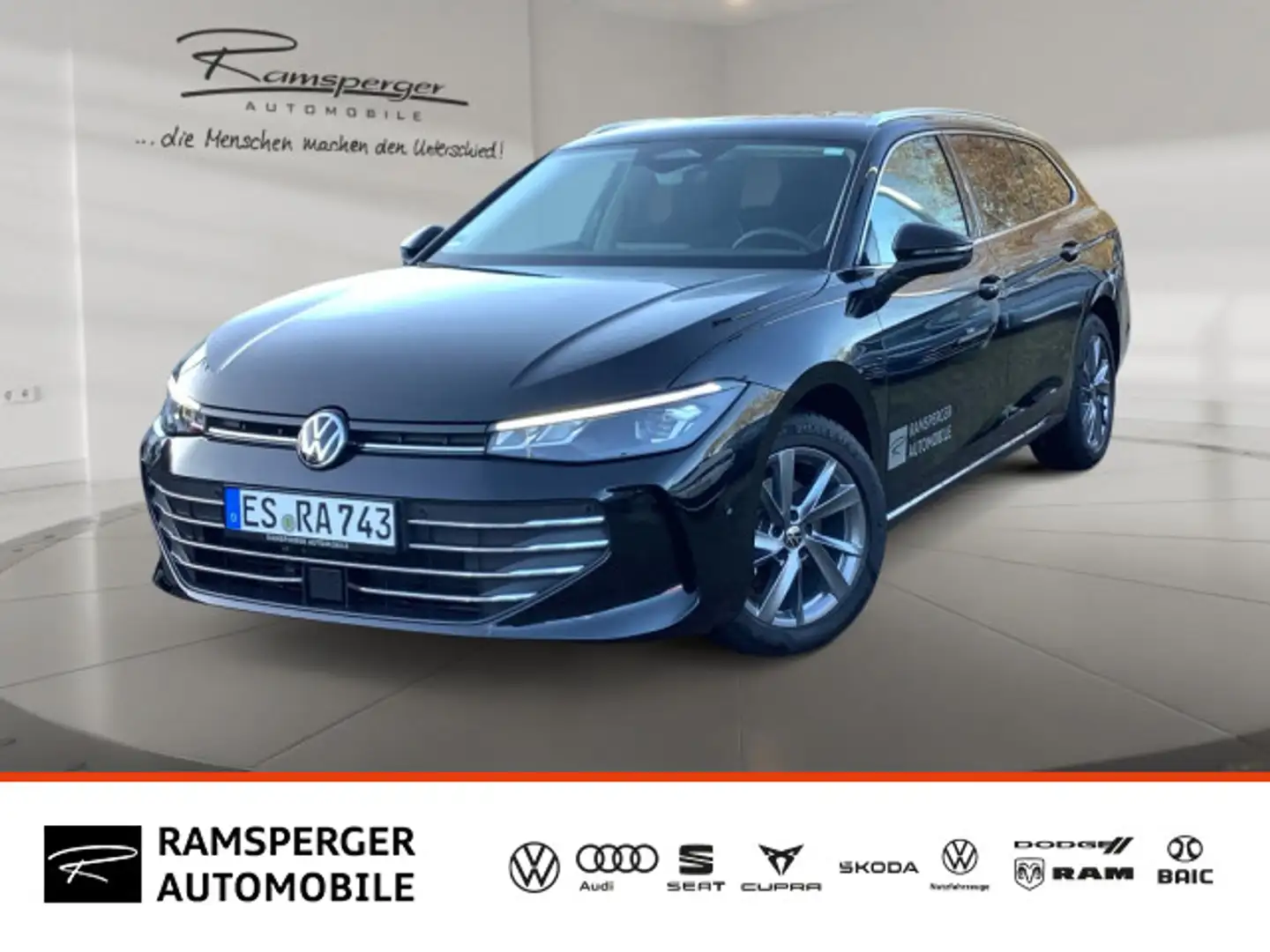 Volkswagen Passat Variant 2.0 TDI DSG Business AHK ACC DCC Schwarz - 1