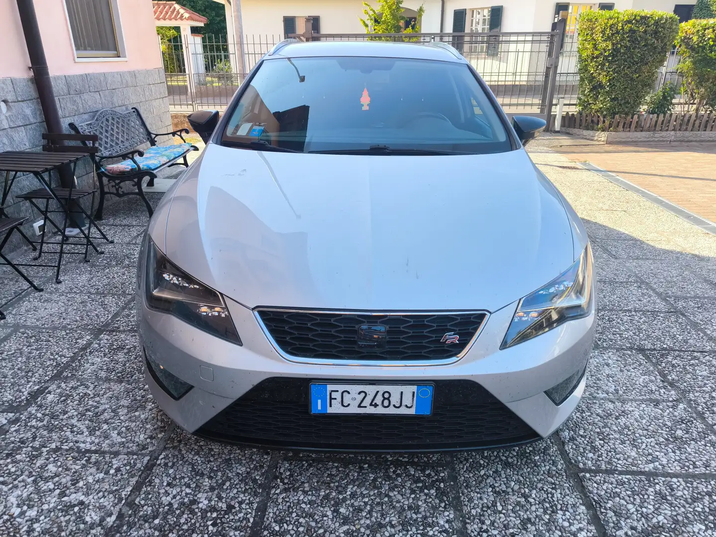 SEAT Leon ST 2.0 tdi FR DSG Argento - 1