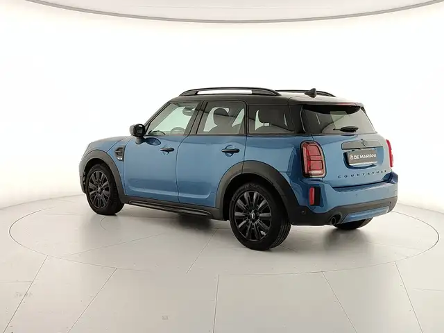 Mini Countryman view 4