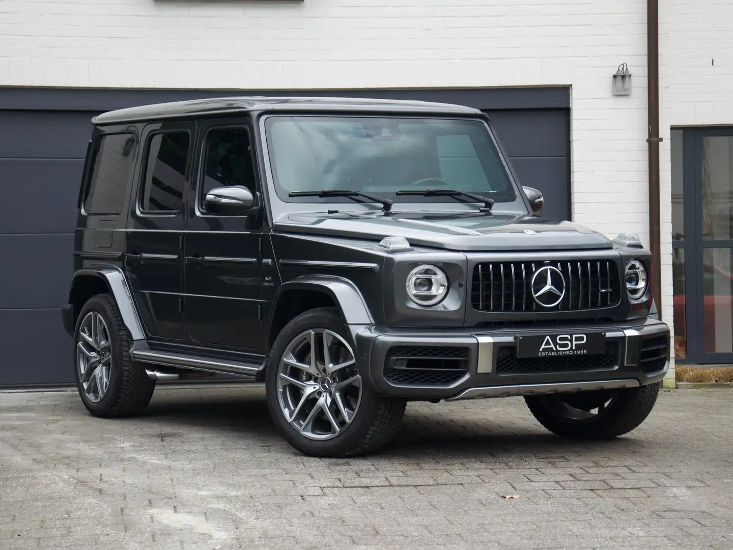 Mercedes-Benz G 63 AMG 4.0 V8 BiTurbo | 1 owner | Belgian Car | 2022 Gris - 2