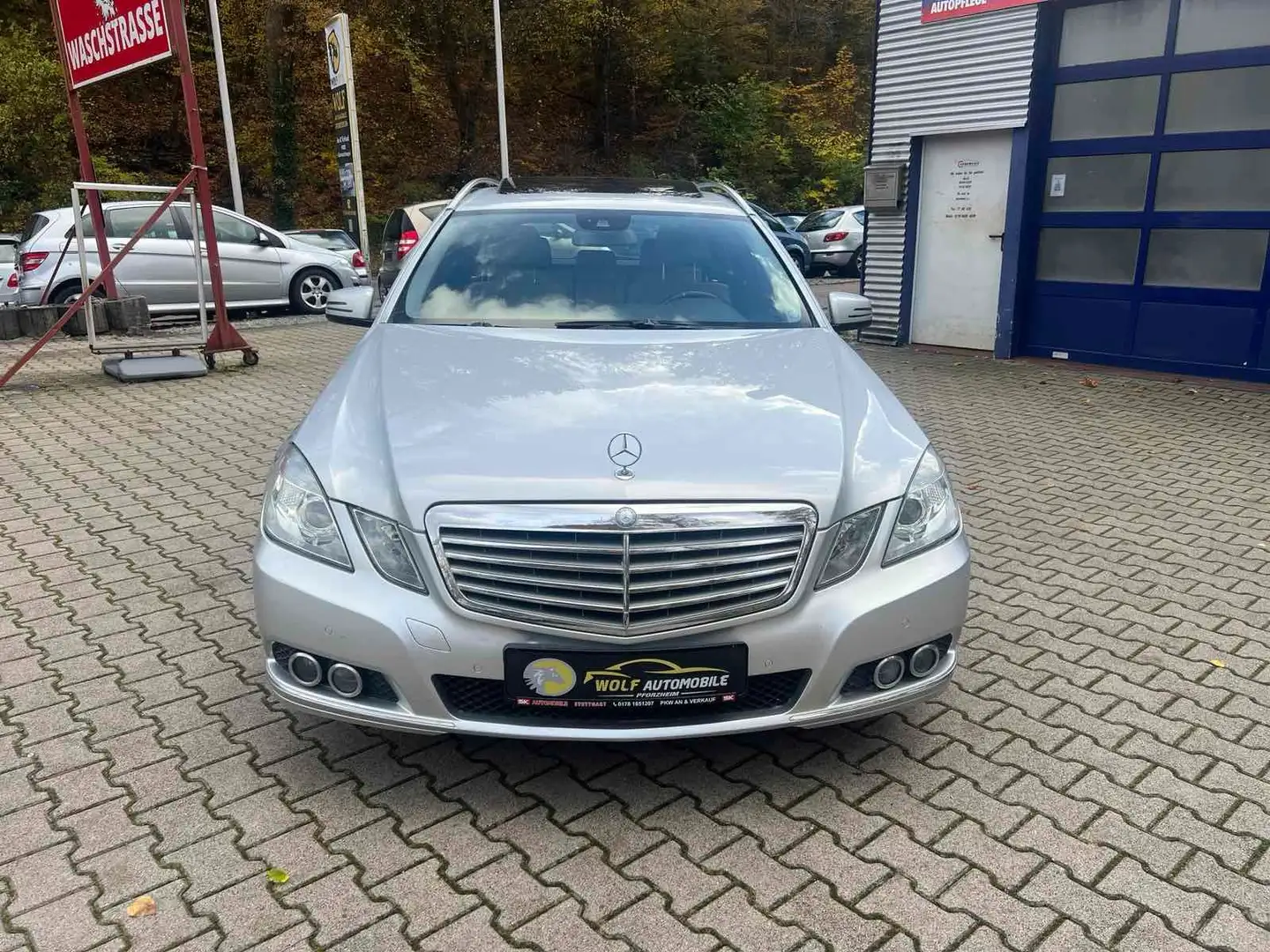 Mercedes-Benz E 220 CDI BlueEfficiency Grau - 2