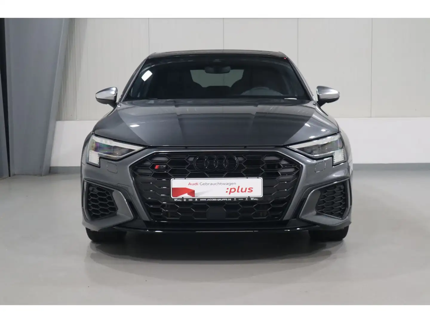 Audi S3 Limo 2.0 TFSI quattro B&O*Pano*Matrix * Grau - 2