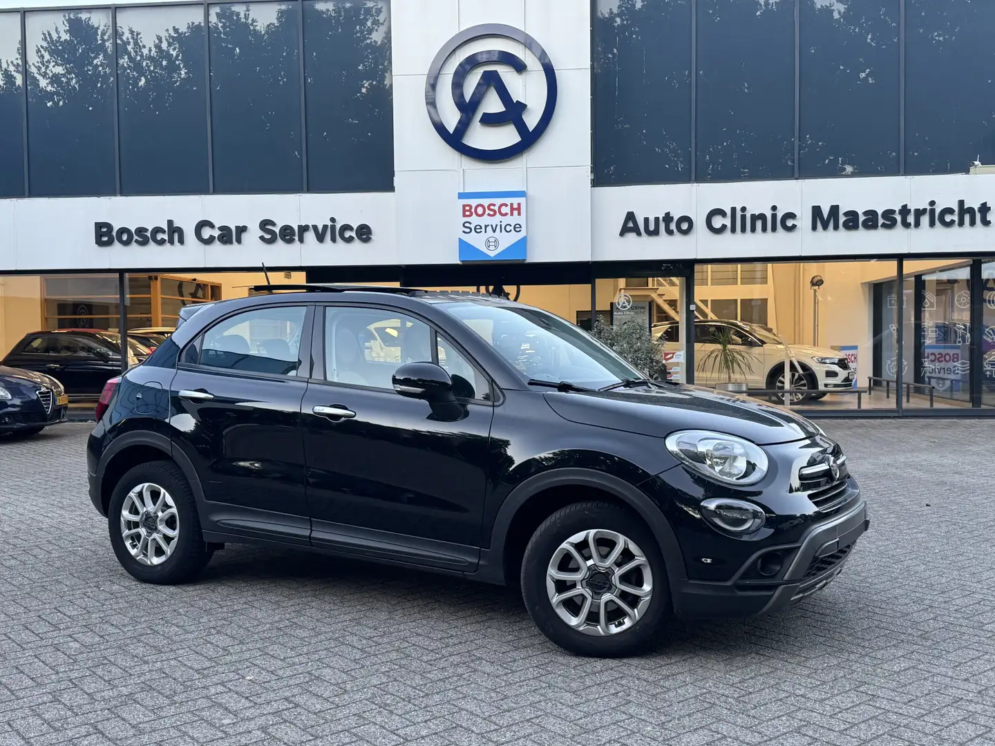 Fiat 500X 1.0 GSE Urban 120TH Edition / LEER / PANO / Intres Zwart - 2
