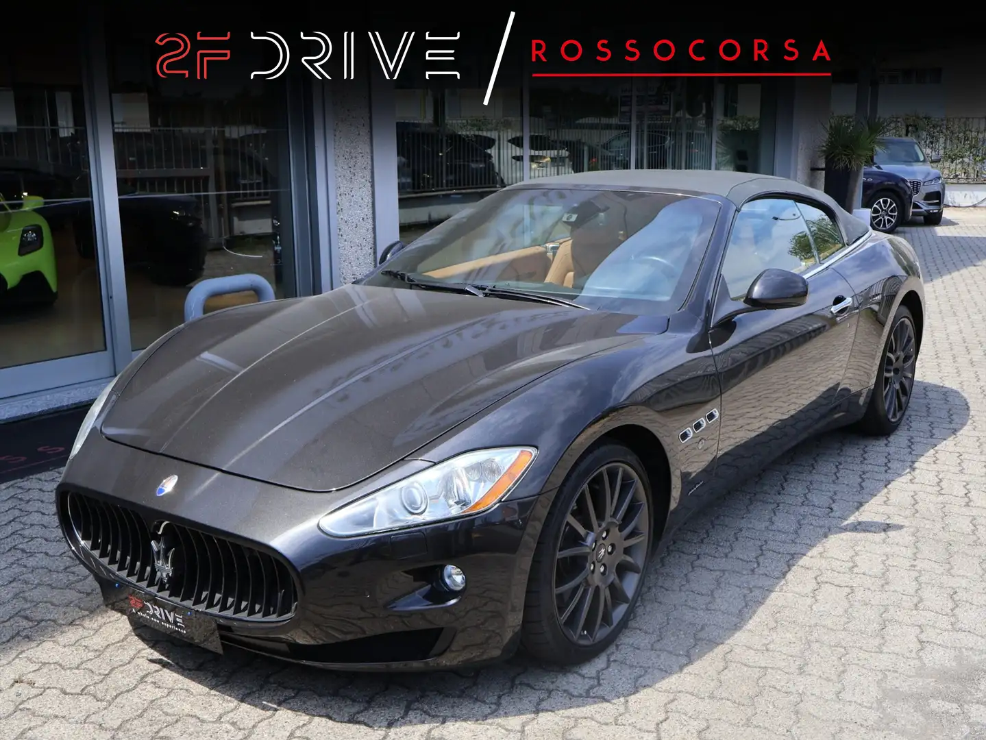 Maserati GranCabrio 4.7 V8 Grigio - 1