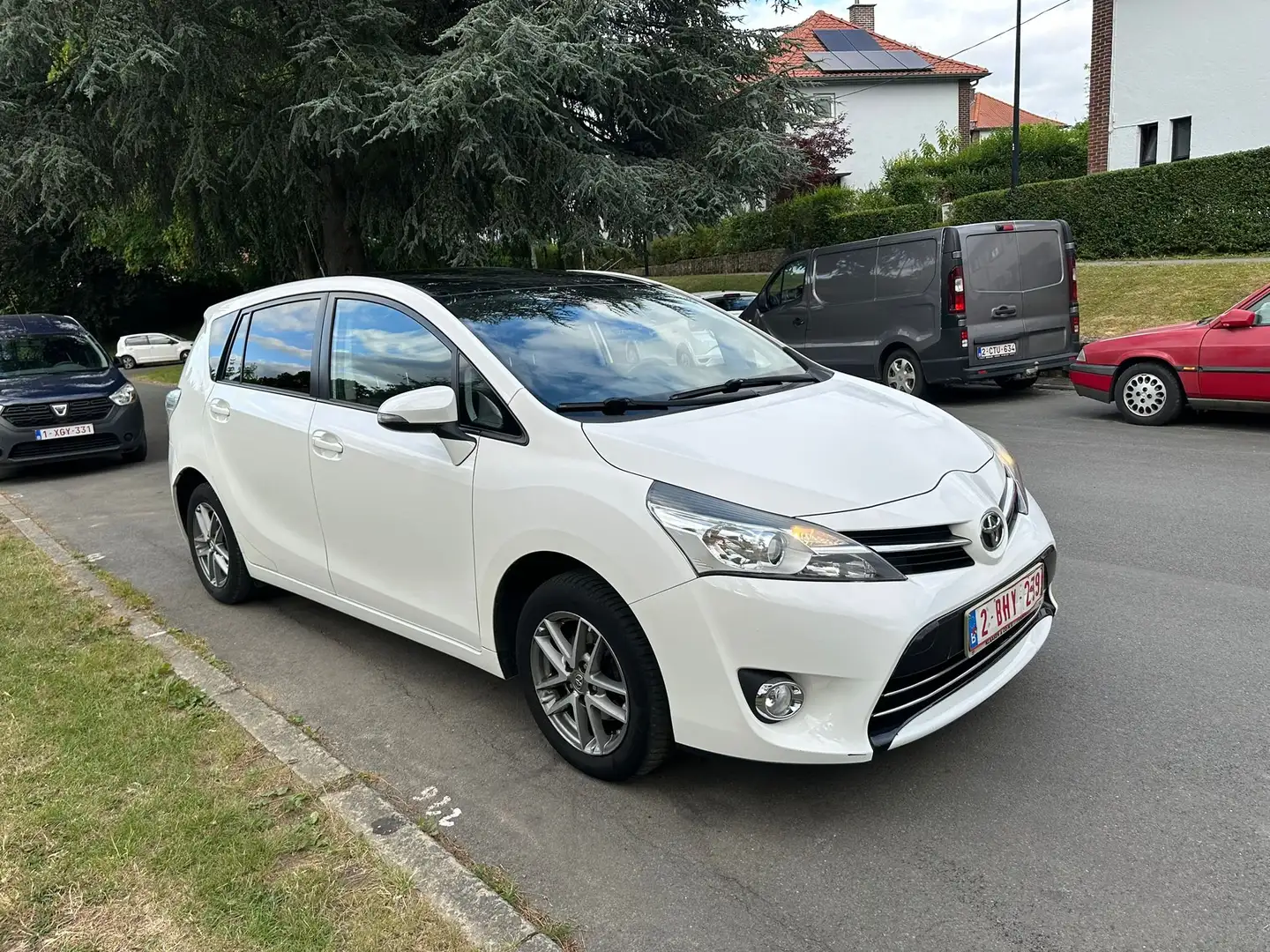 Toyota Verso Verso 1.8i Skyview 5pl. CVT Blanc - 2