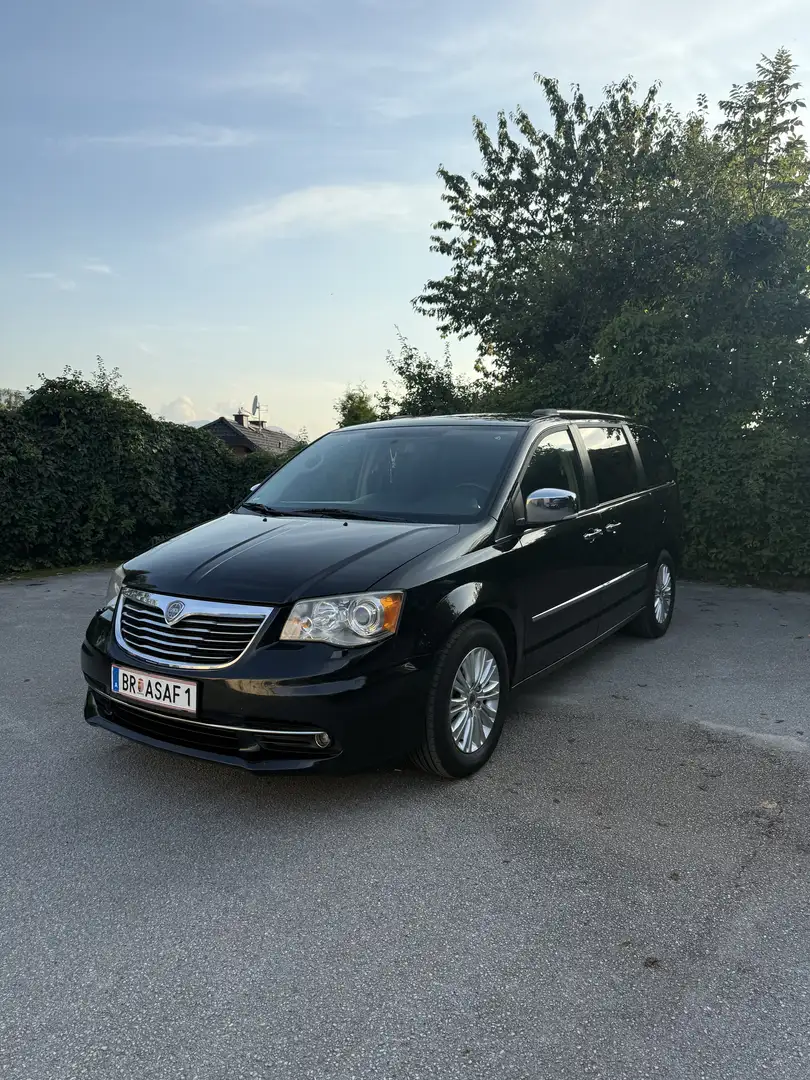 Lancia Voyager 2,8 CRD Platinum Schwarz - 2