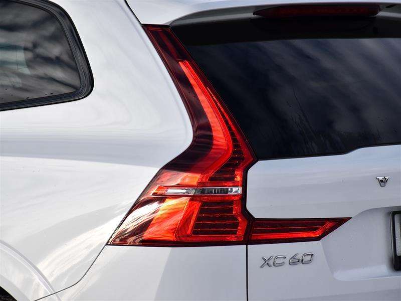 2024 Volvo XC60 Plus | Apple CarPlay | 360 Camera | Pilot Assist thumb 33